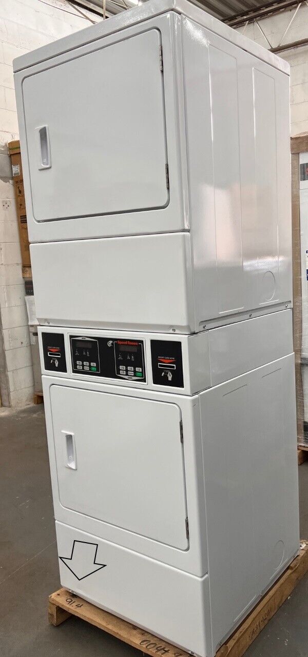 Speed Queen SSGNYFGS113TW01 Commercial Stack Gas Dryer 120v CardRe OPL[Open Box]