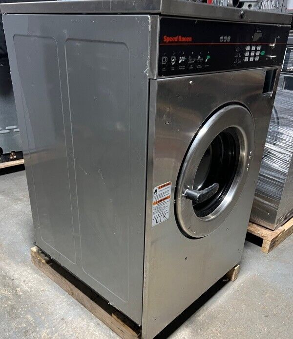 Speed Queen SCN030 FL SS Washer 30Lb 220-240V 50/60Hz 1-3Ph Coin Op 2015 [Used]
