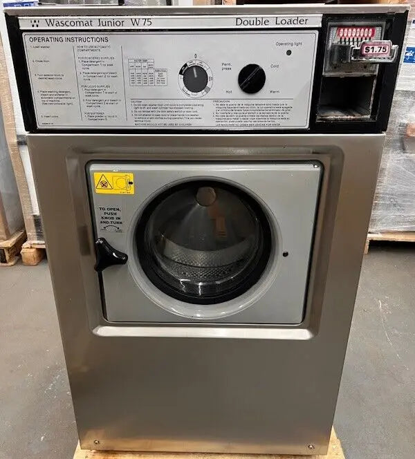 Wascomat Junior W75 Front Load Washer SS 20Lb 240V 3Ph 60Hz Coin Slide Op[Used] Wascomat