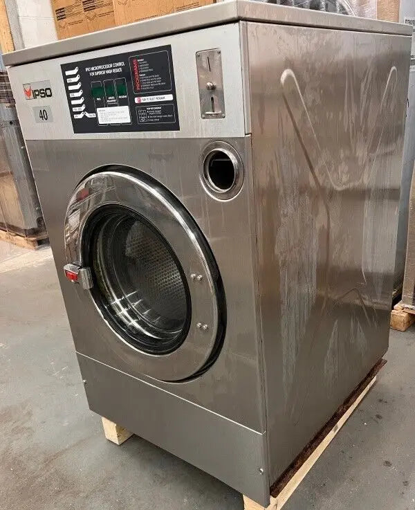 Ipso 40Lb Commercial Front Load Washer 240V 60Hz 3Ph Coin Operated 2000 [Used] IPSO