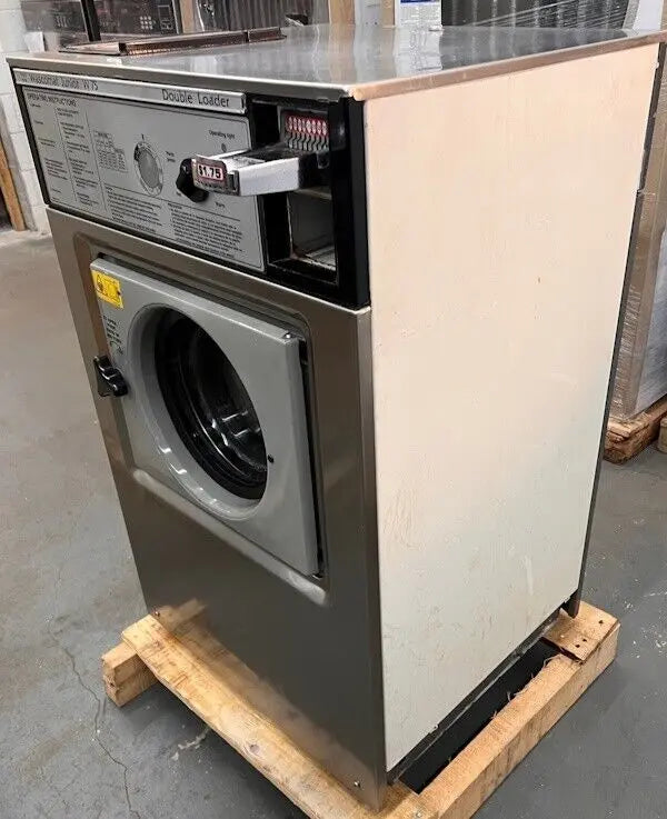 Wascomat Junior W75 Front Load Washer SS 20Lb 240V 3Ph 60Hz Coin Slide Op[Used] Wascomat