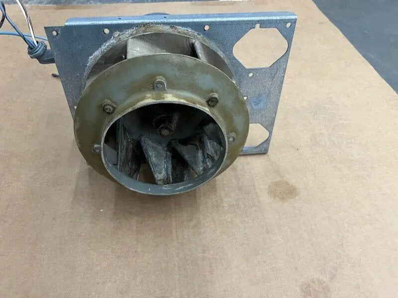 Dryer Motor and Fan 120v/240v 60Hz HP 1/4 For Speed Queen P/N: 701859-01 [Used] Speed Queen