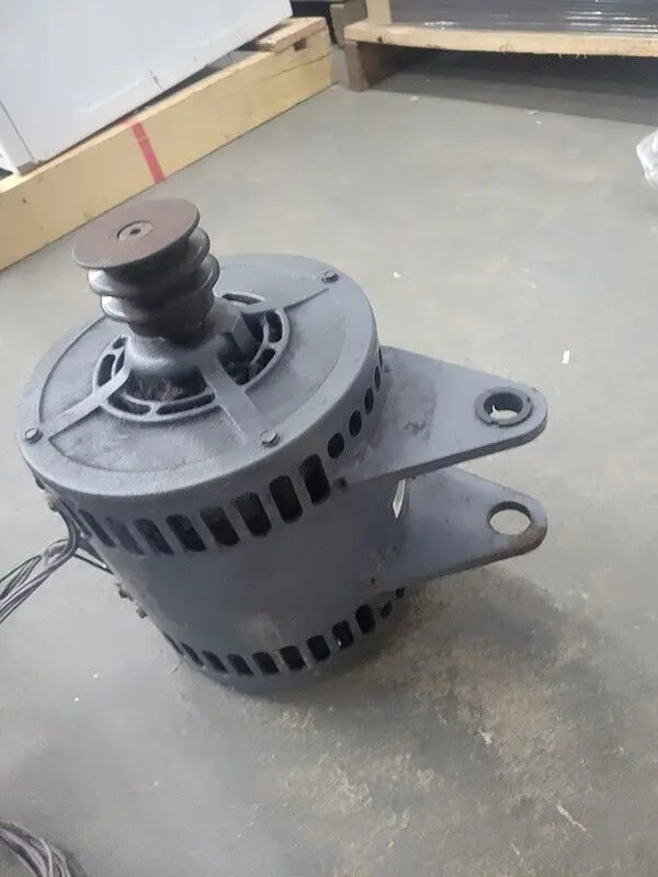 Washer Motor 208-240v P/N: 7-353543-01.TJ A.O. Smith AC Motor for dexter  [Used] Dexter