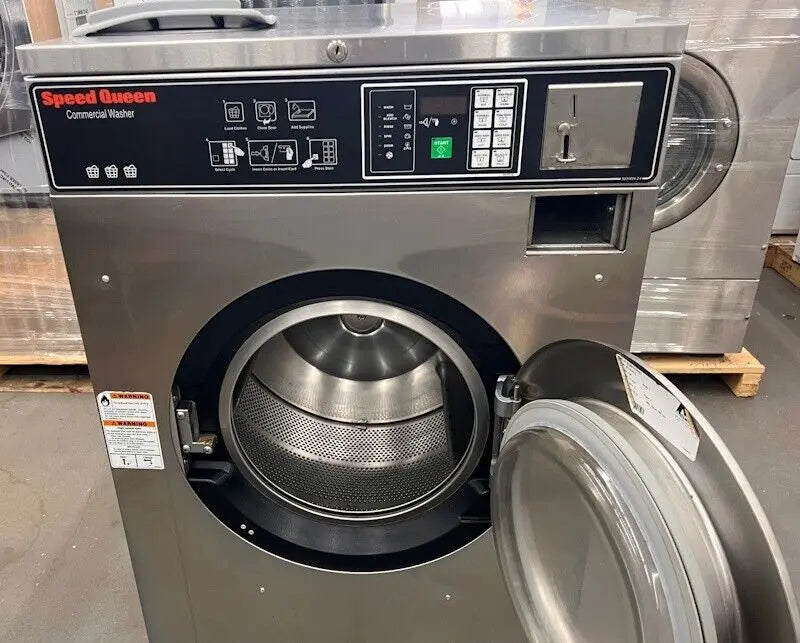 Speed Queen SC30 Front Load Washer 30Lb 208-240V 60Hz 3Ph Coin Op 2008 [Used] Speed Queen