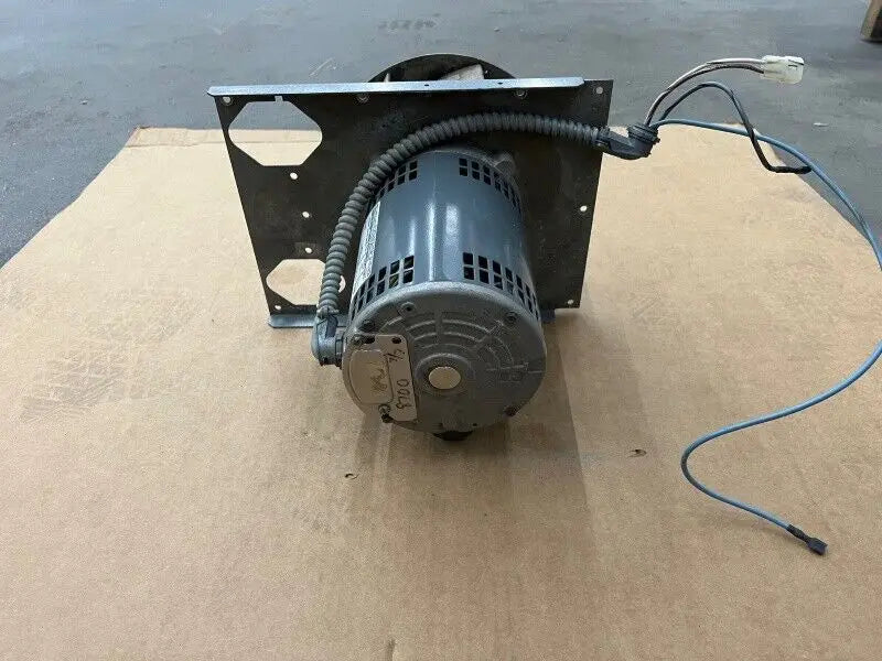 Dryer Motor and Fan 120v/240v 60Hz HP 1/4 For Speed Queen P/N: 701859-01 [Used] Speed Queen