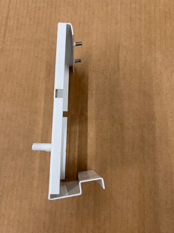 Card Concepts #C-5765-W Mounting Bracket 10 Degree - White Finish [Used] FasCard