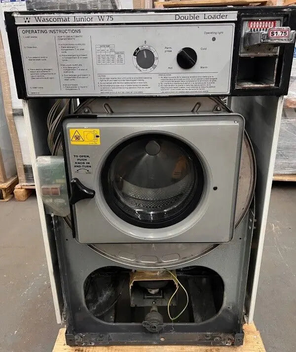 Wascomat Junior W75 Front Load Washer SS 20Lb 240V 3Ph 60Hz Coin Slide Op[Used] Wascomat