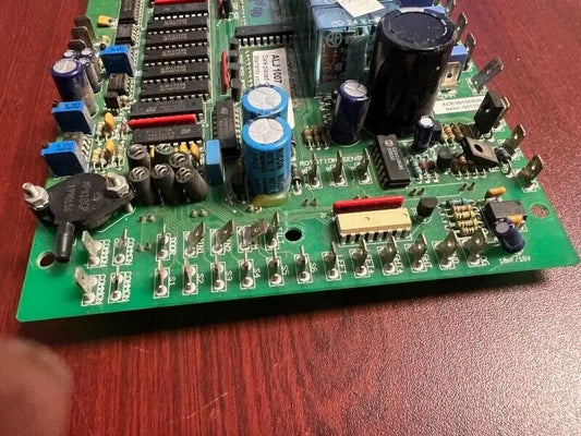 Ipso 209/00440/00 Washer Main Computer  Board MICRO 20/F for 18Lb washer [Used] - Laundry Machines and Parts