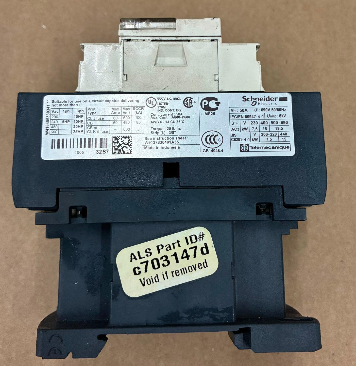 Schneider Electric/ Telemecanique Electric LC1D32B7 TeSys D 3- Pole Contractor [Used]
