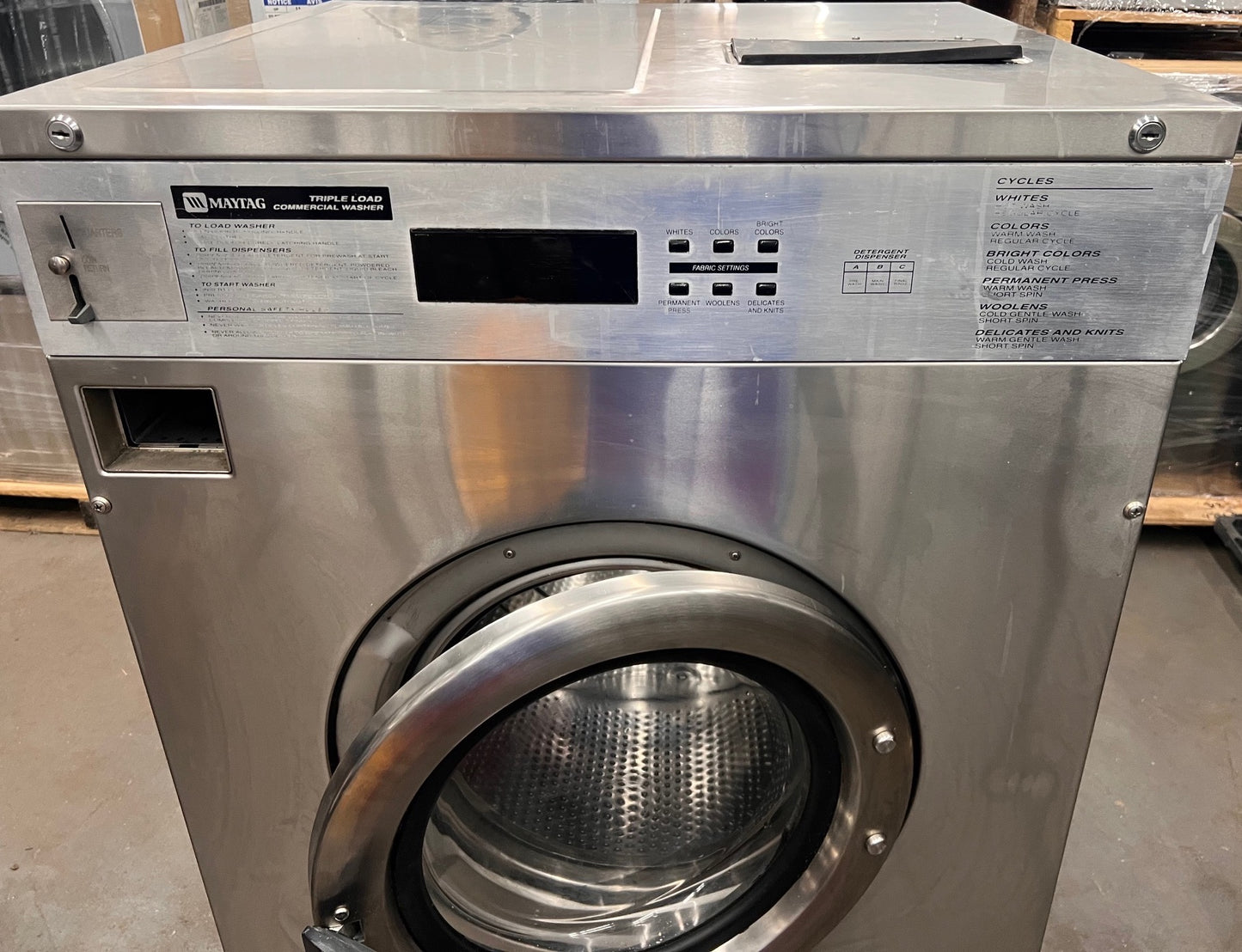 Maytag MFR35PDAVS Front Load Washer SS 35Lb 208-240V 60Hz 3Ph Coin Op [Used]