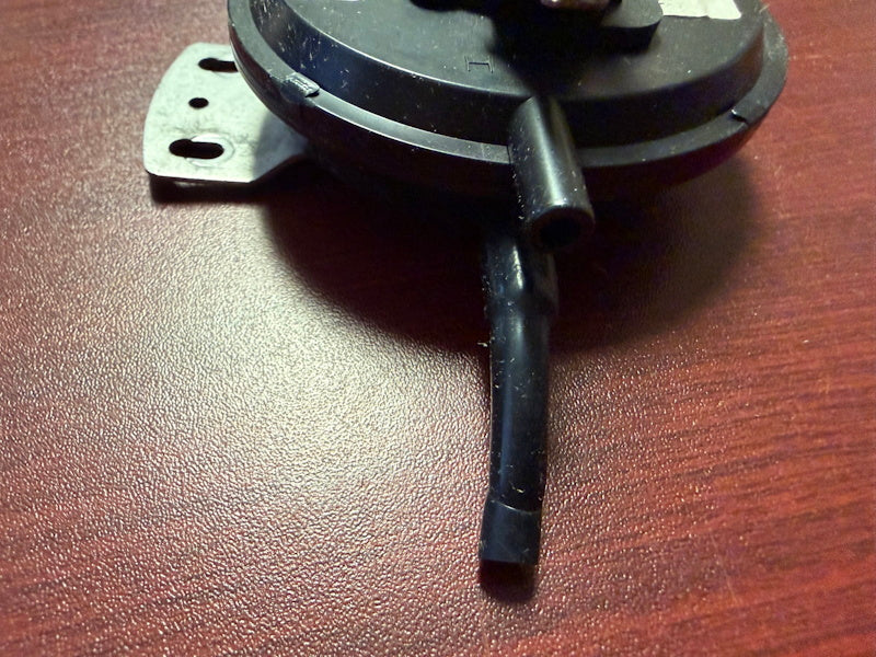 Dryer Vacuum Switch for Wascomat P/N: 471886503 PS160-B1110-A006 [Used]