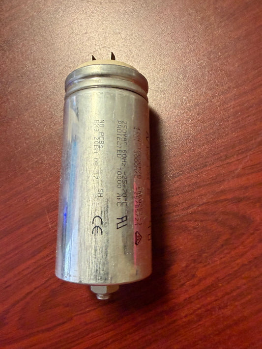 40UF CAPACITOR FOR WASCOMAT TD30X30 P/N: 487170399 028127, 197527, 171432[Used]