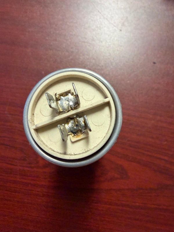 40UF CAPACITOR FOR WASCOMAT TD30X30 P/N: 487170399 028127, 197527, 171432[Used]