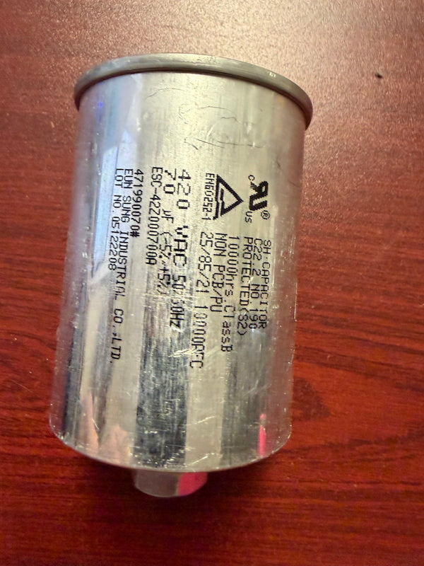 Wascomat Capacitor 70UF FOR TD3030, TD30X30 TD45X45 DRUM MOTOR 471990070 [Used]