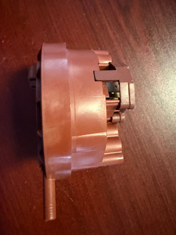 Speed Queen Unimac Wascomat F0340328 Water Level SWITCH WTR LVL [Used]