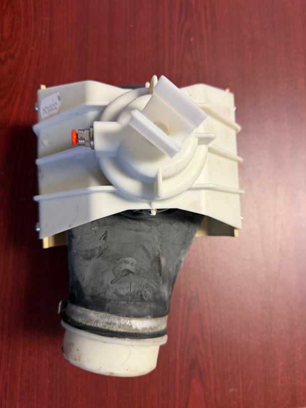 Wascomat 438009301 Washer VALVE,DRAIN OUTLET 3" WATER OP GEN5[used]
