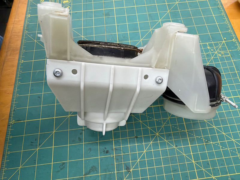 Wascomat 432250201 Washer valve drain outlet 3" water op Gen6 [Used]