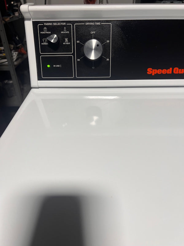 Speed Queen SDEMNRGS173TW01 Commercial Electric Dryer FrontLoad 240/60 [Open Box]