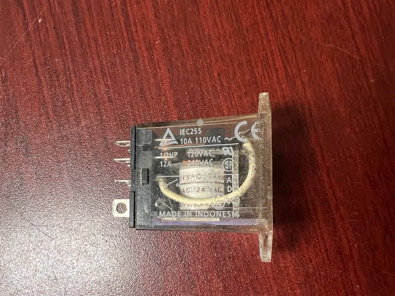 Huebsch Speed Queen Unimac LY2F-AC24 OMRON RELAY LY2F 24 VAC [Used]