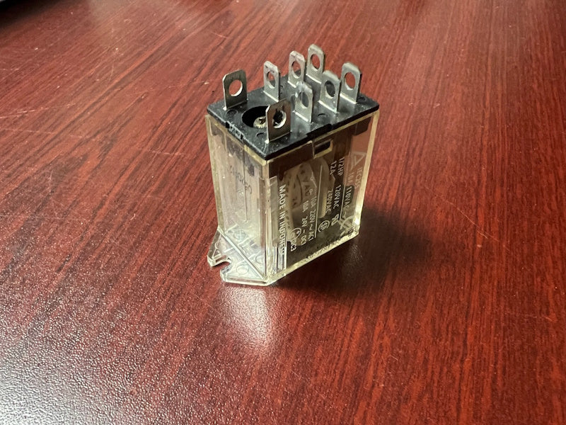 Huebsch Speed Queen Unimac LY2F-AC24 OMRON RELAY LY2F 24 VAC [Used]