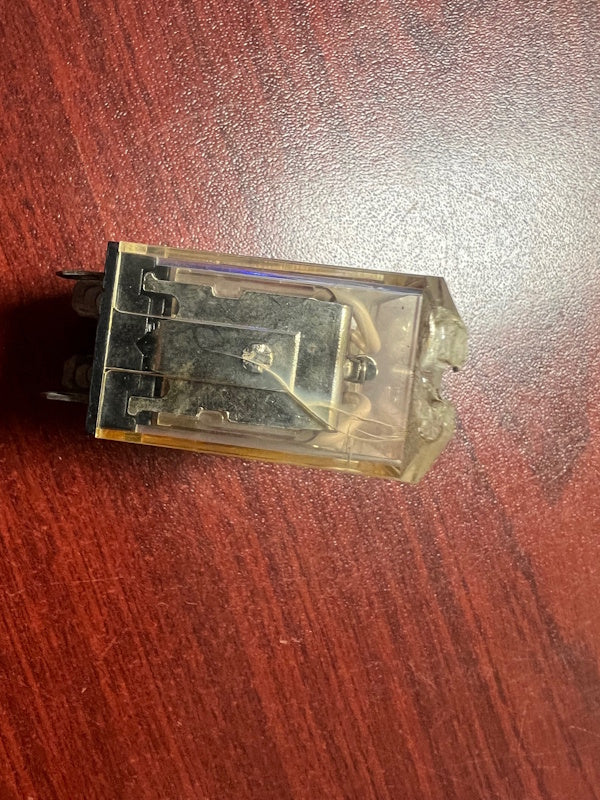 Sky Electronics SKKP-2C Relay 120 VAC Coil 10 Amp 8 Pin [Used]