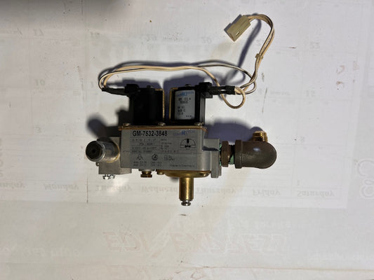 Huebsch JT0300 Dryer N Gas Valve 70188601 GM-7532-3848 70457301P Coil 70260101[Used]