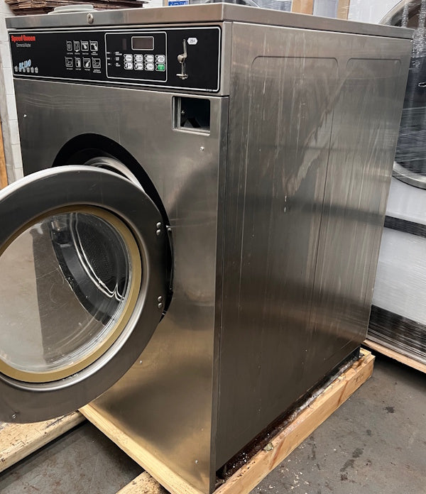 Speed Queen SC60 Front Load Washer 60Lb 208-240V 60Hz 3Ph Coin Op [Used]