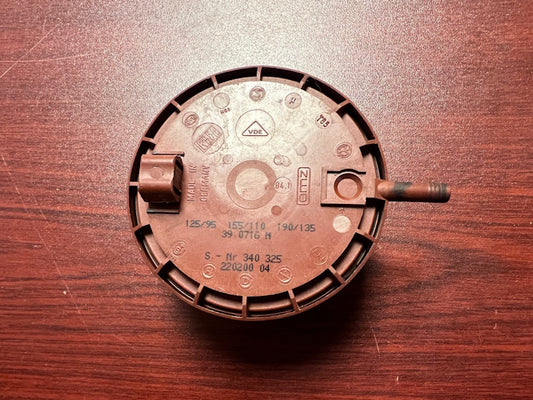 Speed Queen Washer Pressure Switch F340325 39.0716[Used]