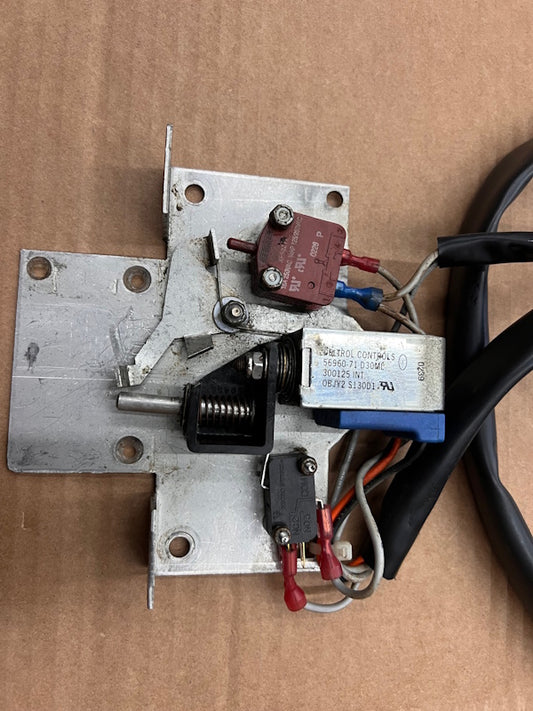 Speed Queen Door Lock Washer ASSY DR LK 24V(EDC) C50-80 PKG F0636698-01P [Used]