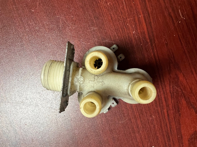 Speed Queen Washer Inlet Valve 3-Way 24v 50/60Hz 33590009 [Used]