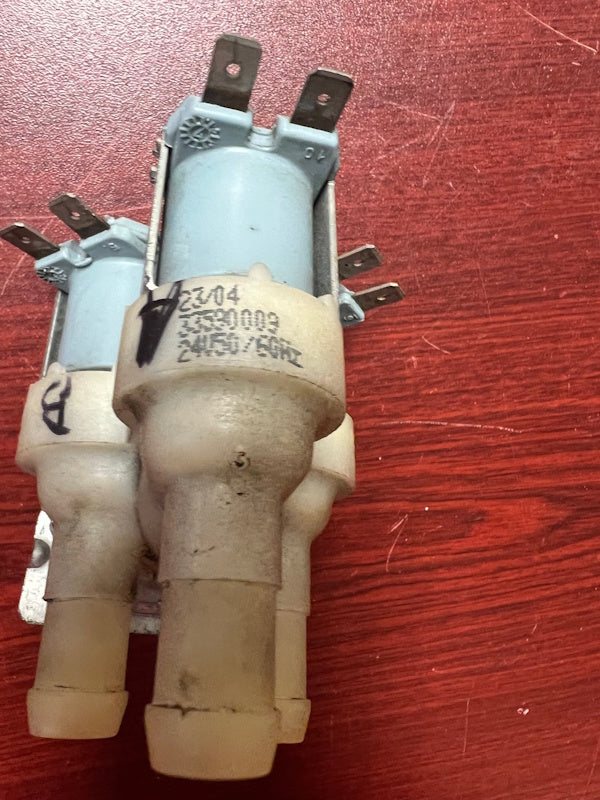 Speed Queen Washer Inlet Valve 3-Way 24v 50/60Hz 33590009 [Used]