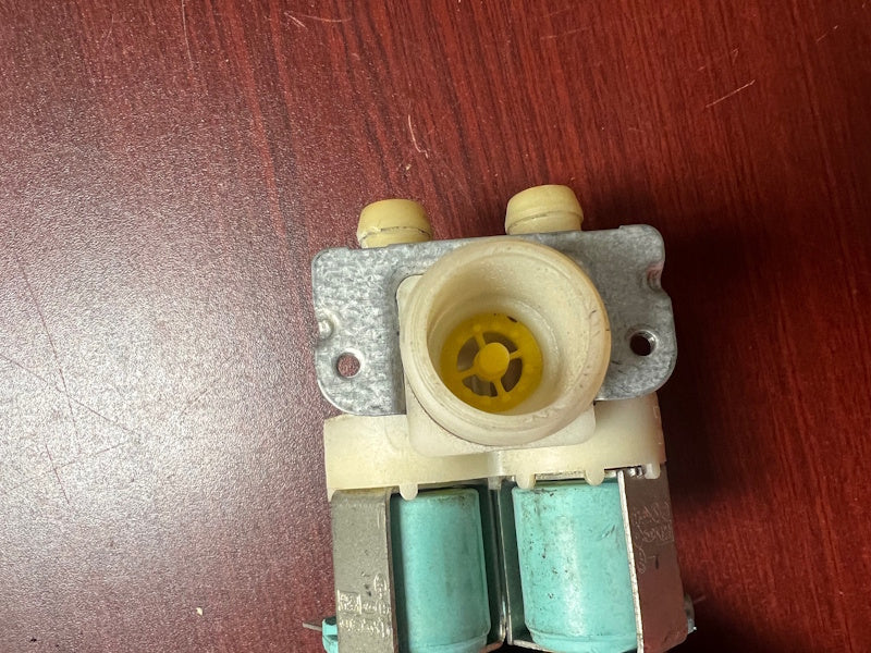 Speed Queen Washer Inlet Valve 3-Way 24v 50/60Hz 33590007 [Used]