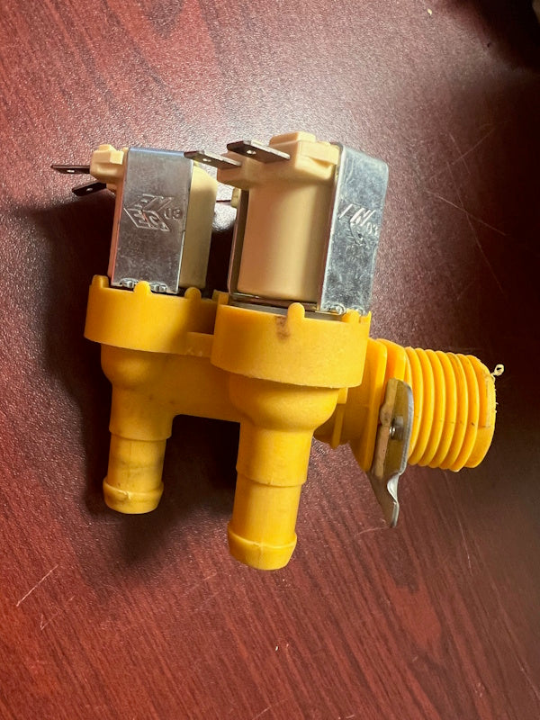 Speed Queen Washer Inlet Valve 3-Way 220-240v 50/60Hz 33590003 [Used]