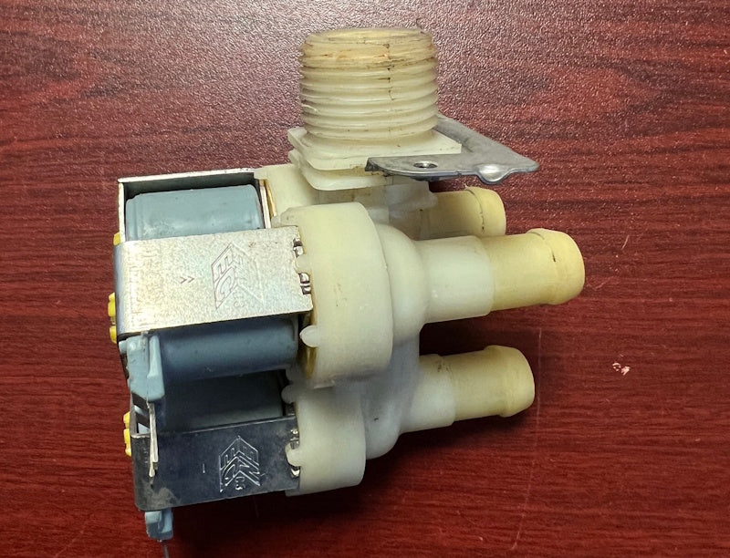 Speed Queen 33590010 #F0381767-00P Washer Inlet Valve 3-WAY 24V-50/60 US PKG[Used]