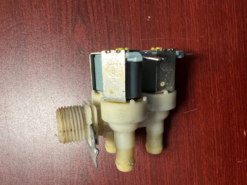 Speed Queen 33590010 #F0381767-00P Washer Inlet Valve 3-WAY 24V-50/60 US PKG[Used]