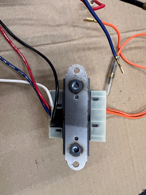 Dryer Transformer 240-120V 50/60Hz 24V 40VA 400-05E07K224 141403 [Used]