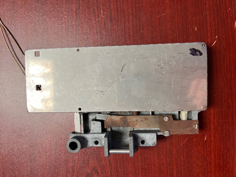 Maytag Door Lock Assembly washer Y23002897 208-240V 50-60HZ [Used]