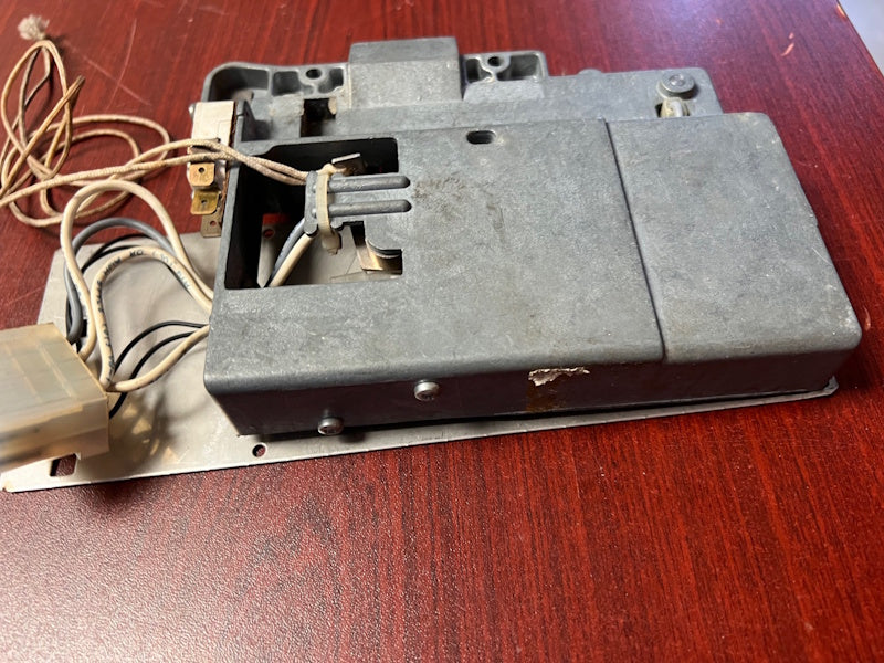 Maytag Door Lock Assembly washer Y23002897 208-240V 50-60HZ [Used]
