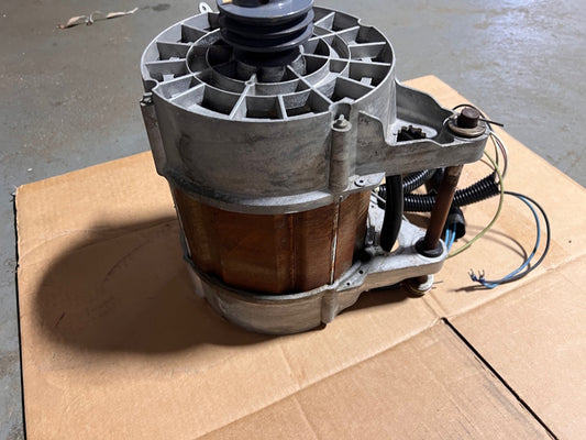Speed Queen Washer Motor 3Ph 60Hz 208-240V F220322 CV132G/2-18-2T-3045 [USED]