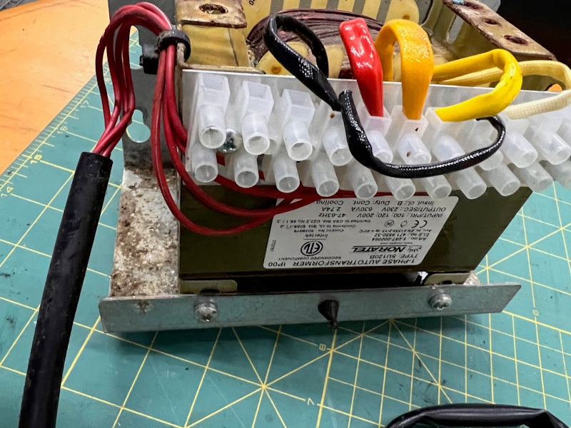 Wascomat 471955032 Transformer 100, 120, 200V 47-63Hz / 230V 630VA [Used]