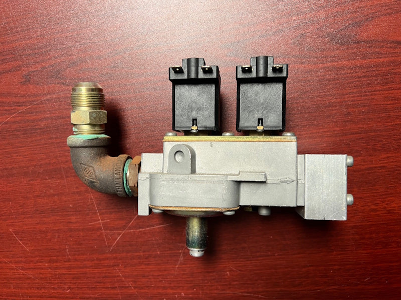 Huebsch JT0300 Dryer N Gas Valve 70257501 GM-7532-3845 Coil 70260101[Used]