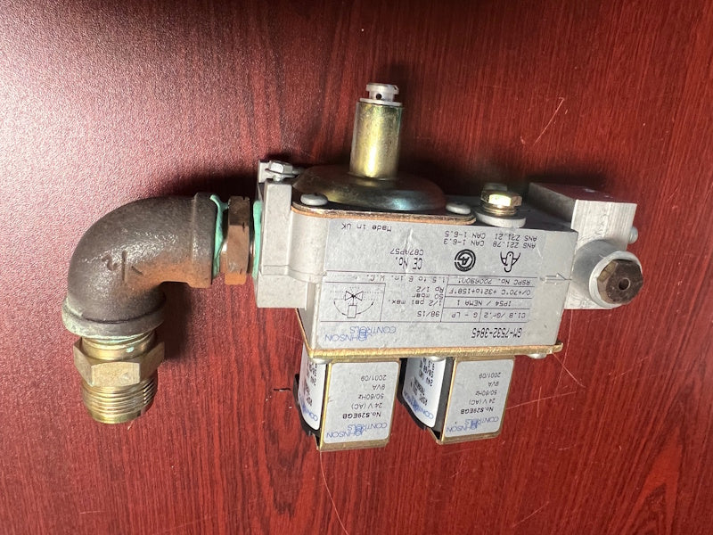 Huebsch JT0300 Dryer N Gas Valve 70257501 GM-7532-3845 Coil 70260101[Used]