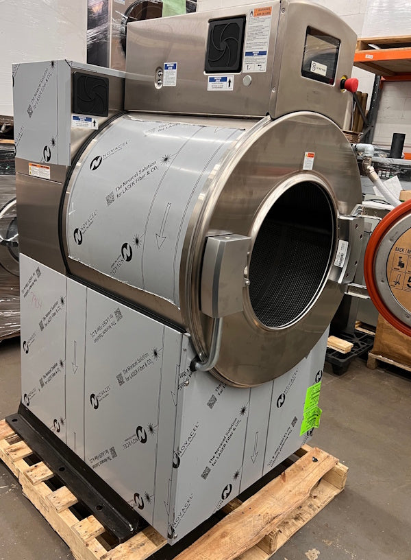 UniMac UWT065 Hardmount Washer-Extractor 65Lb 200-240V 50-60Hz 1/3Ph OPL [Open Box]