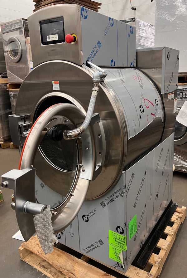 UniMac UWT065 Hardmount Washer-Extractor 65Lb 200-240V 50-60Hz 1/3Ph OPL [Open Box]