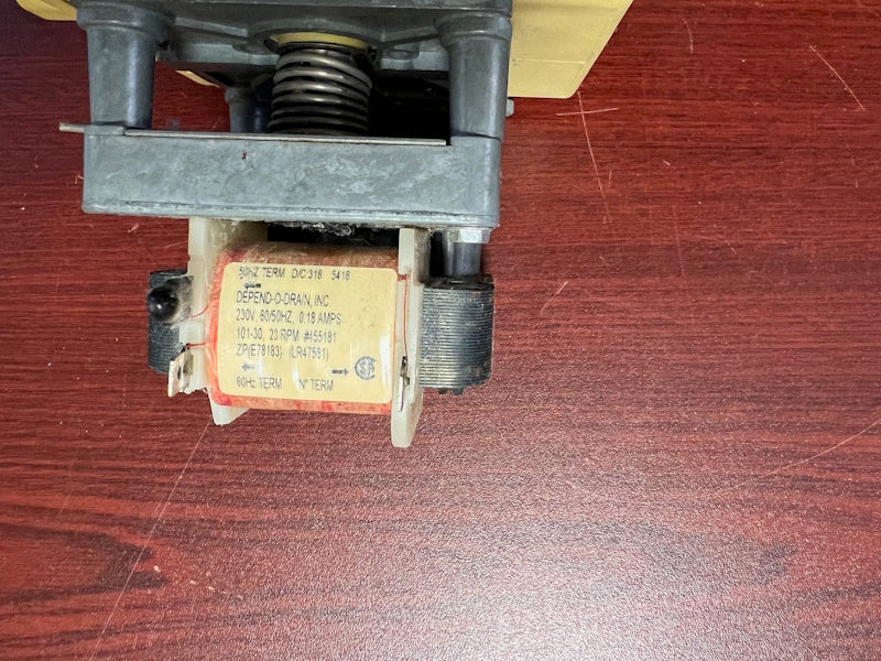 SQ Unimat Washer Drain Valve 230V 60/50Hz, 3" P/N : 33082211 F200165700 [Used]