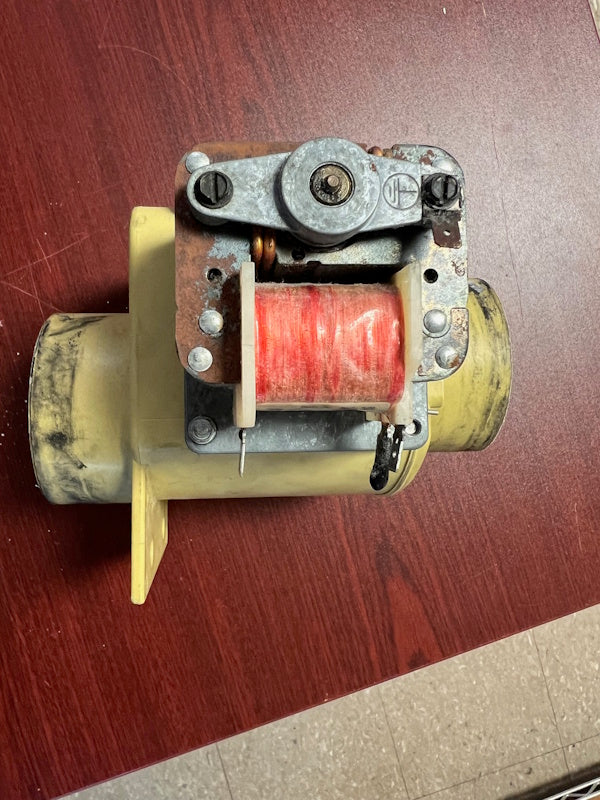 SQ Unimat Washer Drain Valve 230V 60/50Hz, 3" P/N : 33082211 F200165700 [Used]