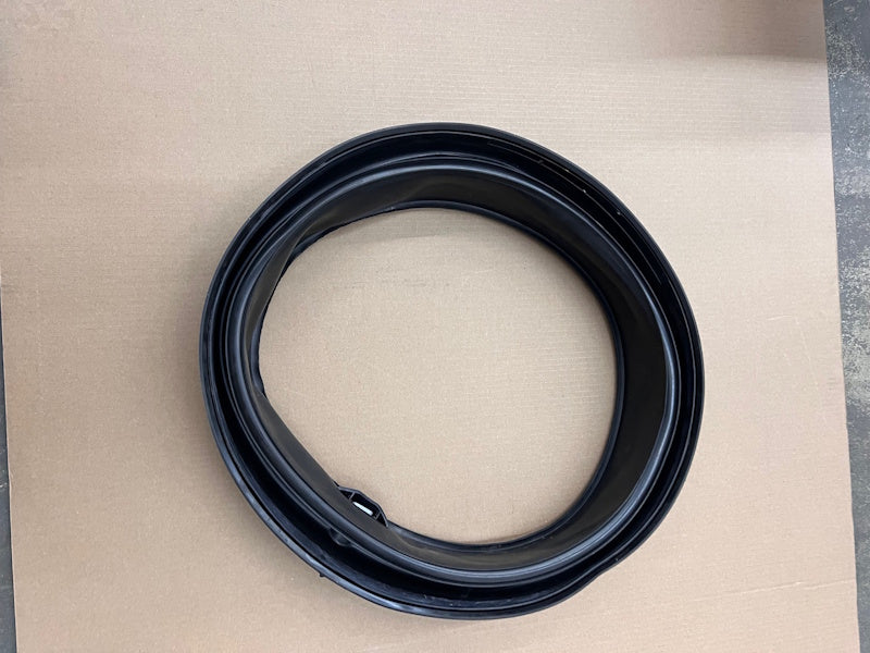 SQ Huebsch Front Load Washer door seal  802866P / Nozzle kit [Used]