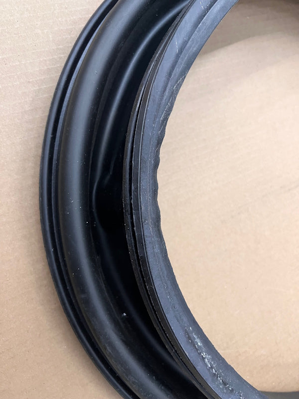 SQ Huebsch Front Load Washer door seal  804428P kit NO NOZZLE MODEL[Used]