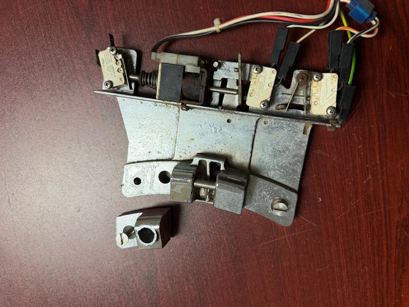 IPSO Door Lock 217/00052/01A Alliance Washer 18lb 40lb 50Lb [Used]