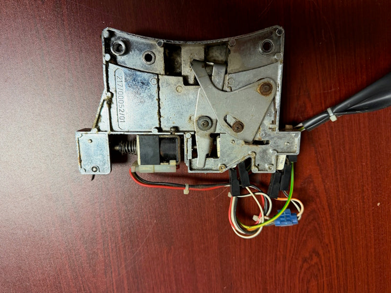 IPSO Door Lock 217/00052/01A Alliance Washer 18lb 40lb 50Lb [Used]